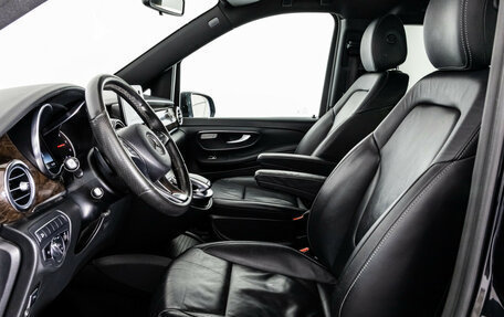 Mercedes-Benz V-Класс, 2019 год, 3 999 000 рублей, 19 фотография
