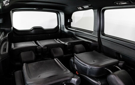 Mercedes-Benz V-Класс, 2019 год, 3 999 000 рублей, 24 фотография