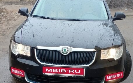 Skoda Superb III рестайлинг, 2008 год, 1 050 000 рублей, 2 фотография
