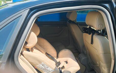 Audi A4, 2003 год, 550 000 рублей, 2 фотография
