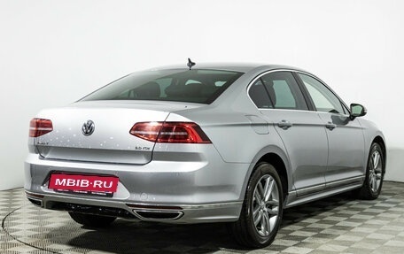Volkswagen Passat B8 рестайлинг, 2017 год, 2 099 777 рублей, 6 фотография