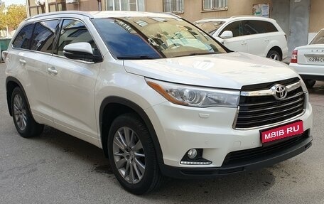 Toyota Highlander III, 2014 год, 2 300 000 рублей, 1 фотография
