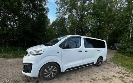 Peugeot Traveller I, 2019 год, 3 100 000 рублей, 3 фотография