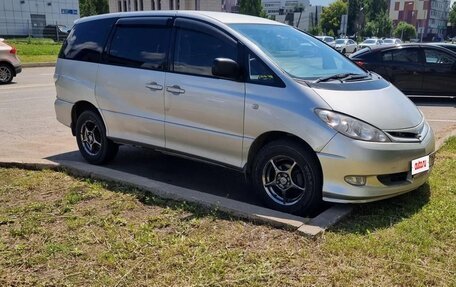Toyota Estima III рестайлинг -2, 2005 год, 1 200 000 рублей, 2 фотография