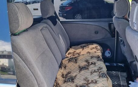 Toyota Estima III рестайлинг -2, 2005 год, 1 200 000 рублей, 11 фотография