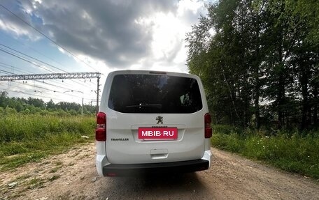 Peugeot Traveller I, 2019 год, 3 100 000 рублей, 8 фотография