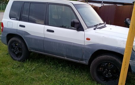 Mitsubishi Pajero iO, 1998 год, 300 000 рублей, 2 фотография
