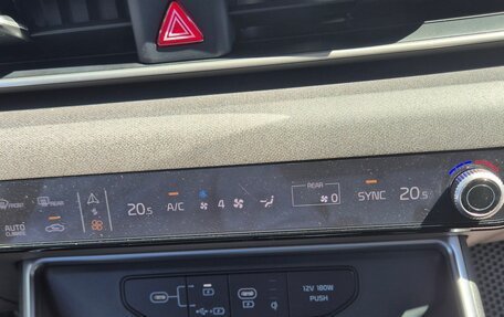 KIA Carnival, 2024 год, 5 250 000 рублей, 10 фотография
