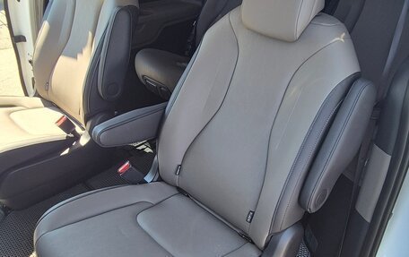 KIA Carnival, 2024 год, 5 250 000 рублей, 8 фотография
