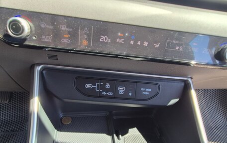 KIA Carnival, 2024 год, 5 250 000 рублей, 20 фотография