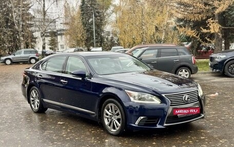 Lexus LS IV, 2013 год, 2 990 000 рублей, 2 фотография