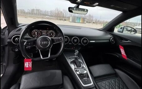 Audi TT, 2015 год, 2 899 000 рублей, 6 фотография