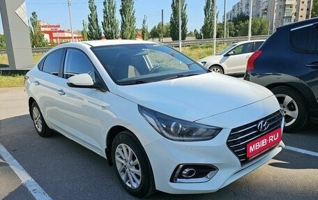 Hyundai Solaris II рестайлинг, 2017 год, 1 379 000 рублей, 1 фотография