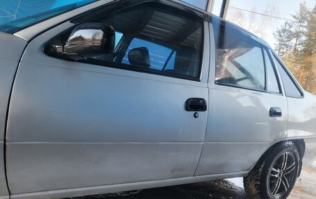 Daewoo Nexia I рестайлинг, 2011 год, 110 000 рублей, 8 фотография