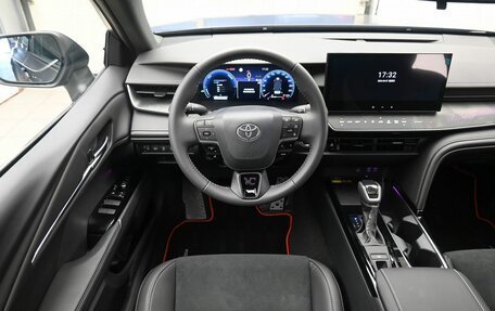 Toyota Camry, 2025 год, 4 730 900 рублей, 14 фотография