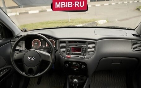 KIA Rio II, 2011 год, 697 820 рублей, 7 фотография