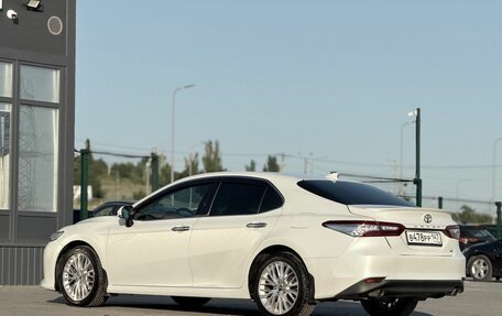 Toyota Camry, 2018 год, 2 700 000 рублей, 8 фотография