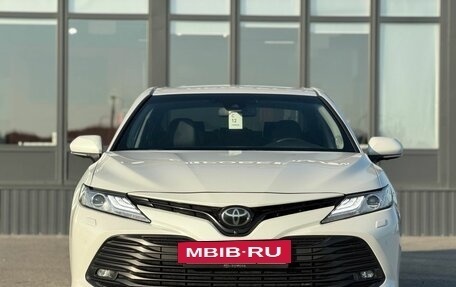 Toyota Camry, 2018 год, 2 700 000 рублей, 4 фотография