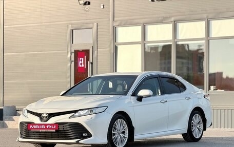 Toyota Camry, 2018 год, 2 700 000 рублей, 5 фотография