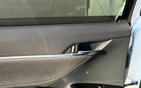 Toyota Camry, 2018 год, 2 700 000 рублей, 30 фотография