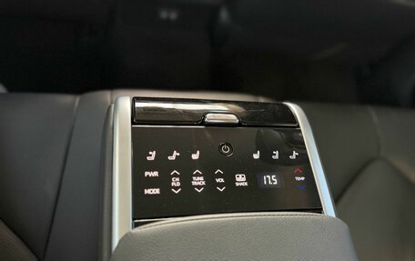 Toyota Camry, 2018 год, 2 700 000 рублей, 27 фотография