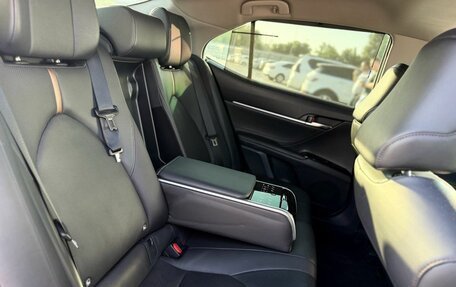 Toyota Camry, 2018 год, 2 700 000 рублей, 31 фотография