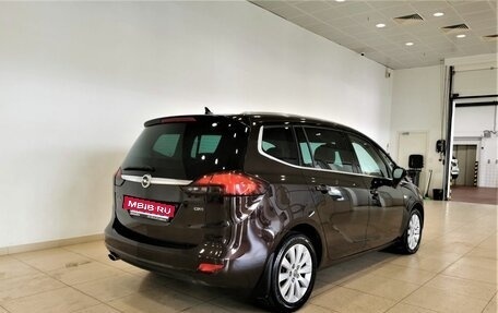 Opel Zafira C рестайлинг, 2014 год, 1 099 000 рублей, 2 фотография