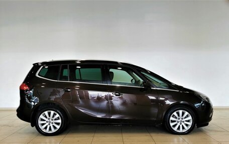 Opel Zafira C рестайлинг, 2014 год, 1 099 000 рублей, 6 фотография
