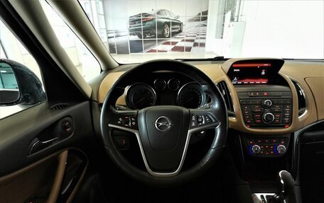 Opel Zafira C рестайлинг, 2014 год, 1 099 000 рублей, 13 фотография