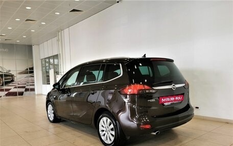 Opel Zafira C рестайлинг, 2014 год, 1 099 000 рублей, 4 фотография