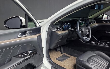 KIA K5, 2023 год, 2 621 000 рублей, 8 фотография