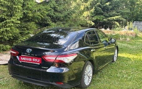 Toyota Camry, 2019 год, 2 700 000 рублей, 6 фотография