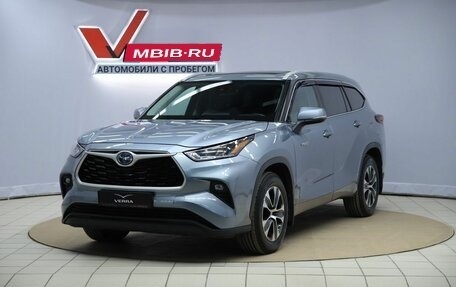 Toyota Highlander, 2022 год, 4 690 000 рублей, 1 фотография