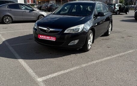 Opel Astra J, 2012 год, 580 000 рублей, 1 фотография