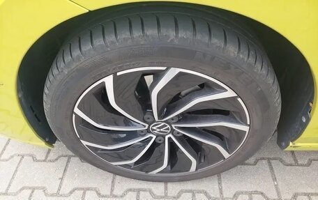 Volkswagen Golf VIII, 2023 год, 2 082 000 рублей, 7 фотография