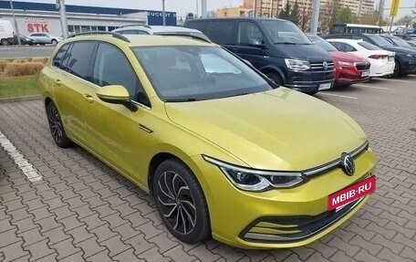 Volkswagen Golf VIII, 2023 год, 2 082 000 рублей, 3 фотография