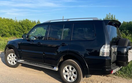 Mitsubishi Pajero IV, 2010 год, 1 580 000 рублей, 1 фотография