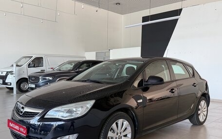 Opel Astra J, 2011 год, 890 000 рублей, 1 фотография