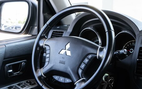 Mitsubishi Pajero IV, 2012 год, 2 600 000 рублей, 21 фотография