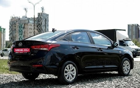 Hyundai Solaris II рестайлинг, 2018 год, 1 399 000 рублей, 5 фотография
