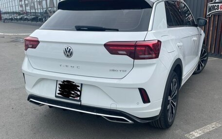 Volkswagen T-Roc I, 2020 год, 2 290 000 рублей, 6 фотография