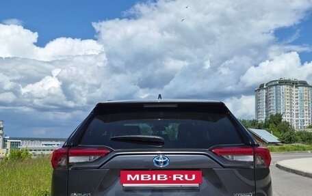 Toyota RAV4, 2019 год, 3 100 000 рублей, 4 фотография