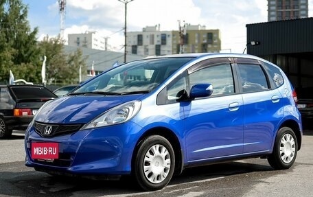 Honda Fit III, 2013 год, 919 000 рублей, 2 фотография