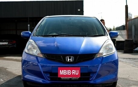 Honda Fit III, 2013 год, 919 000 рублей, 3 фотография