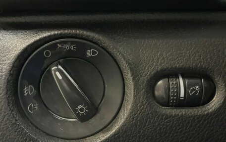 Volkswagen Passat B5+ рестайлинг, 2002 год, 327 000 рублей, 13 фотография