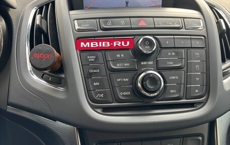 Opel Zafira C рестайлинг, 2012 год, 888 888 рублей, 17 фотография