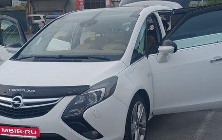 Opel Zafira C рестайлинг, 2013 год, 1 270 000 рублей, 13 фотография