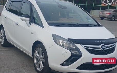 Opel Zafira C рестайлинг, 2013 год, 1 270 000 рублей, 10 фотография