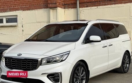 KIA Carnival III, 2020 год, 2 990 000 рублей, 3 фотография