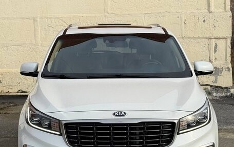 KIA Carnival III, 2020 год, 2 990 000 рублей, 7 фотография